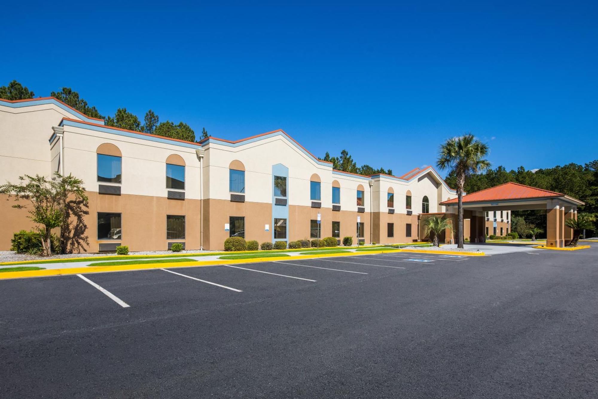 Clarion Pointe Hinesville Near Fort Stewart المظهر الخارجي الصورة