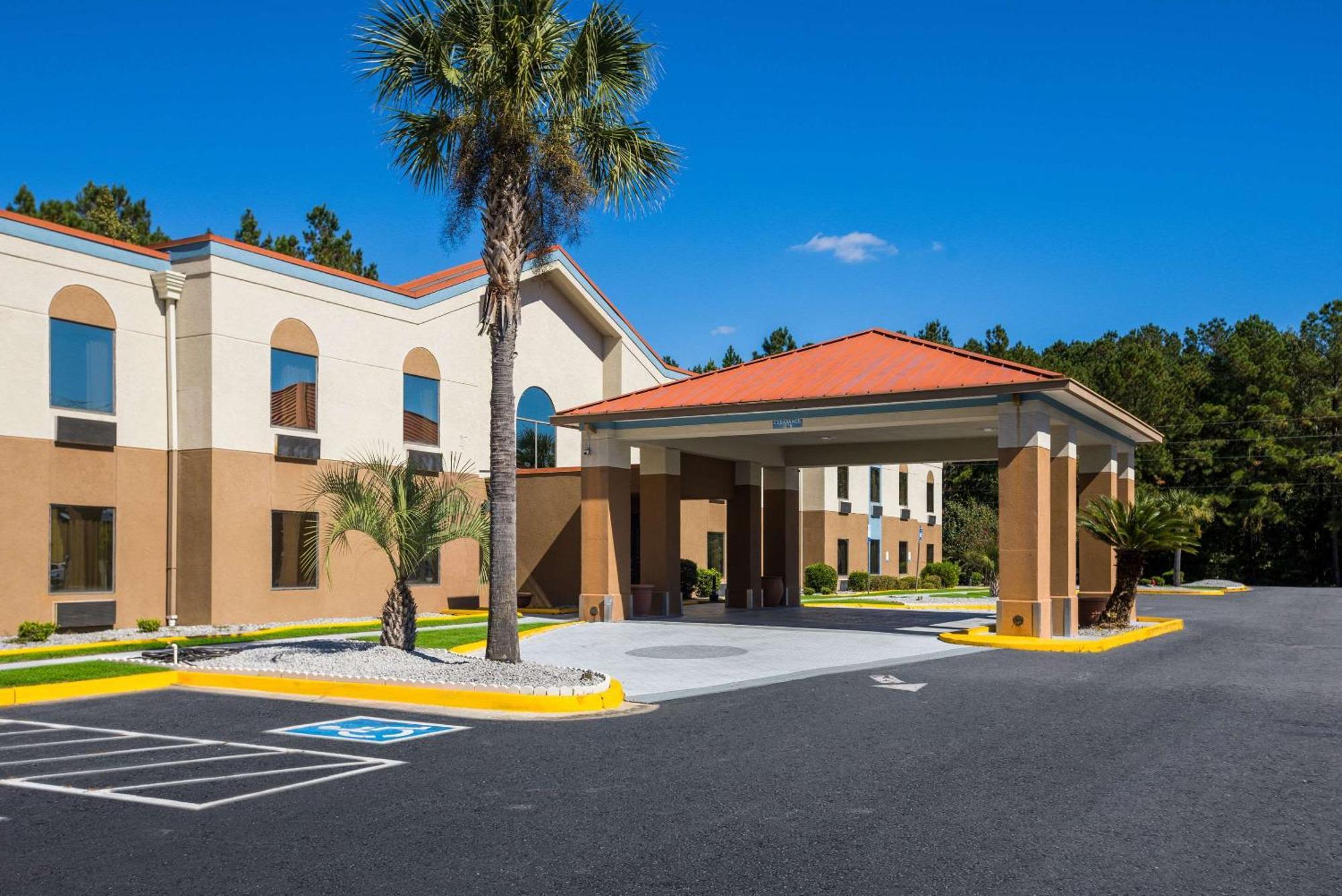 Clarion Pointe Hinesville Near Fort Stewart المظهر الخارجي الصورة